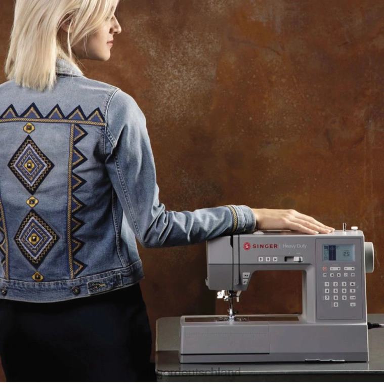 SINGER Robustes Hartschalenkoffer-Paket für die Nähmaschine 6800c Maschinen NNX4F22